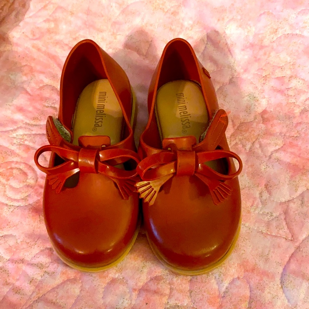 Red/ brown dress shoes